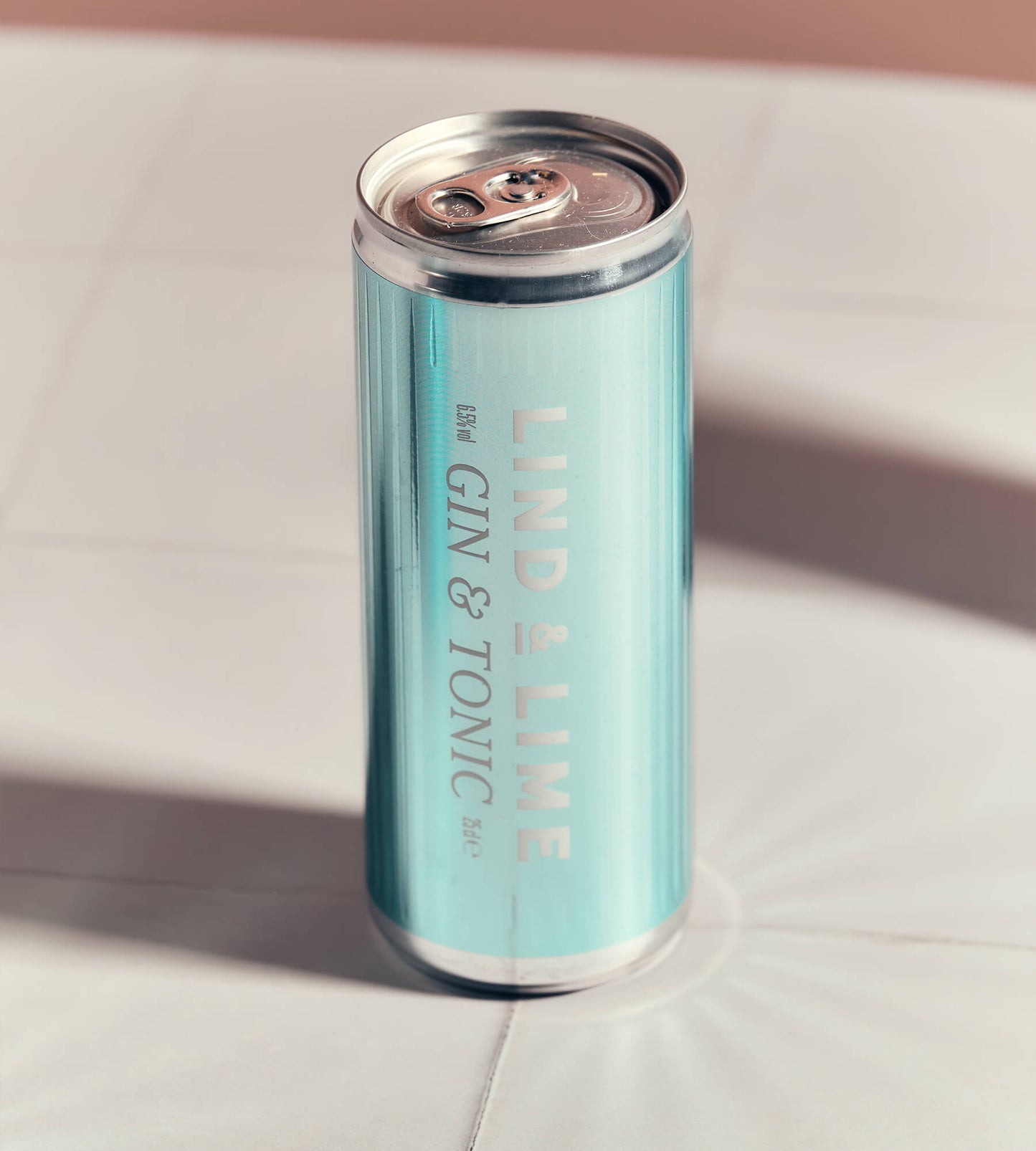 Lind & Lime • Gin & Tonic Can 12 Pack