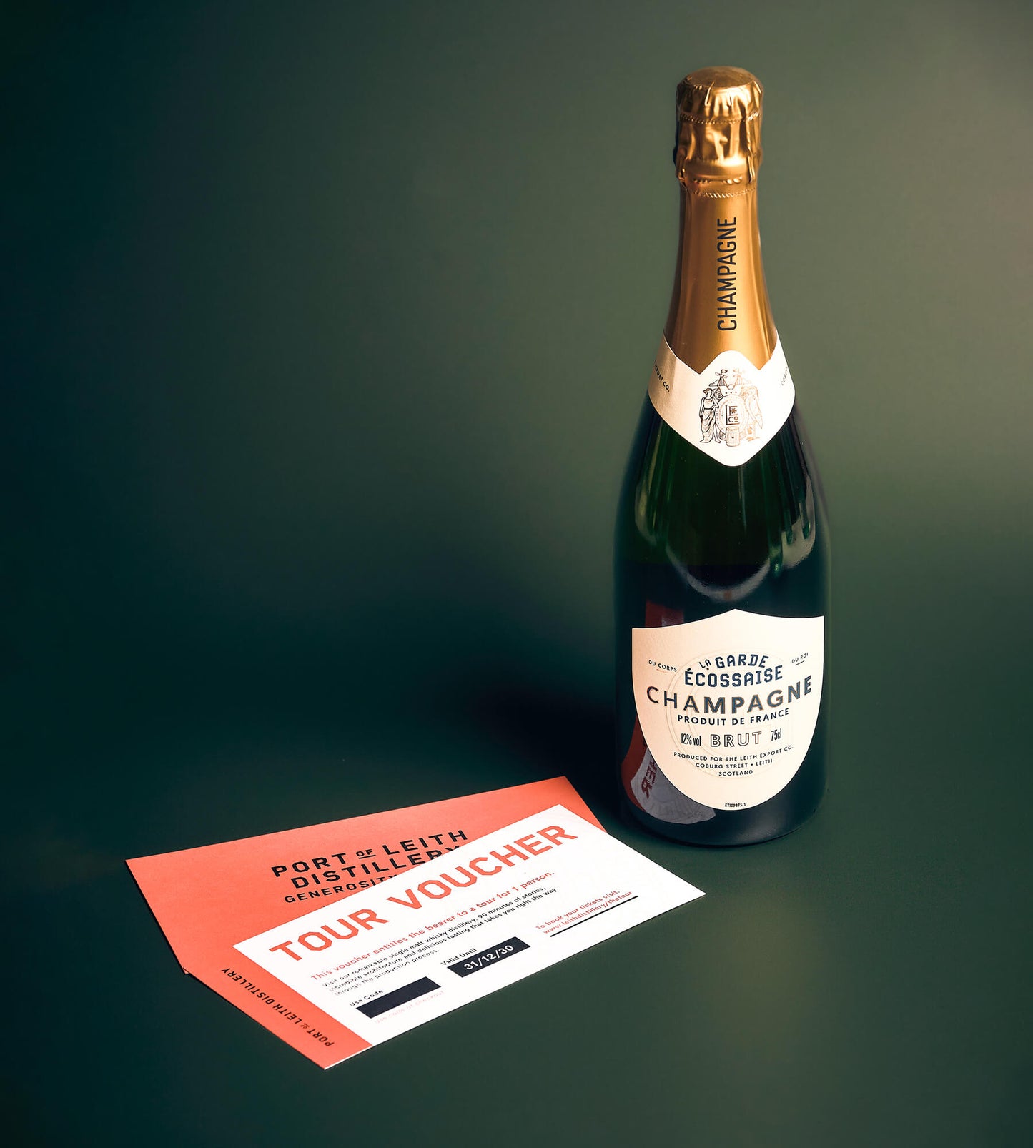La Garde Écossaise Champagne with a voucher for 2 for Port of Leith Distillery